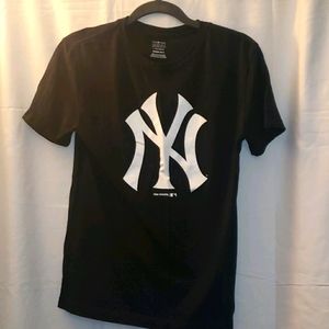 Youth Boys yankees t-shirt